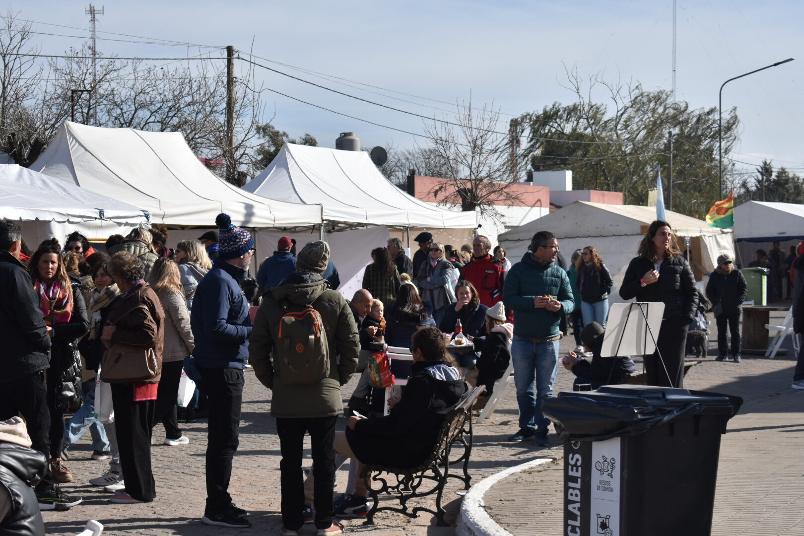 Feria de TRUFAR en las calles de Espartillar